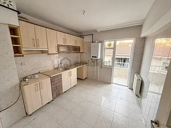 Keçiören Atapark Göbekte 3+1 Katta Kök Tapu Daire 1