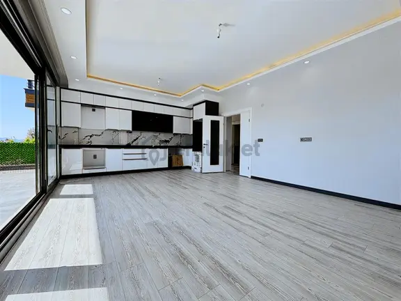 Avcı'dan Deniz Manz/ısı Pompalı/giriş Odalı Kiralık Villa 2