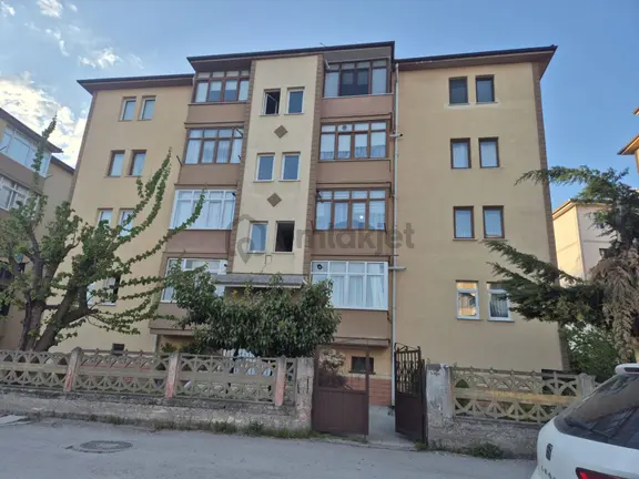 Safranbolu Yeni Mah. Şehir Merkezinde Satılık 3+1 Daire 1