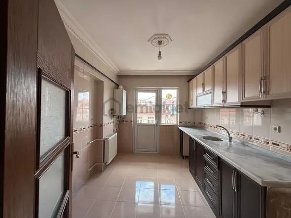 Atapark Cadde Üstü 3+1 Kiralık 2