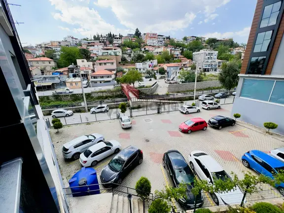 Karşıyaka Riverside Konutlarında Ful Eşyalı 2+1 Kiralık Daire 2