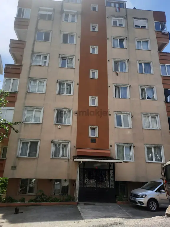 Kartal Karlıktepe Mah Tanrıverdi Gayrimenkul'den Kiralık 3+1daire 2