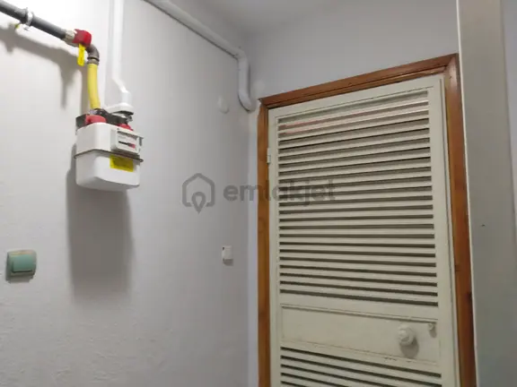 Bergama Fatih Mah Doğa Koleji Mevki Doğalgazlı Ara Kat 3+1 Satılık Daire 1