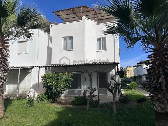 Anamur'da Eşyalı Yazlık Denize 500 Metre 3 Katlı 1