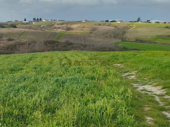 Çerkezköy Bahçeağıl'da Doğa Manzaralı 1850 M² Tarla