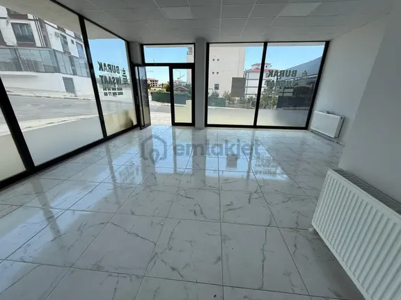 Elif Demirler'den Zafer Mh Cadde Üzerinde 70 M2 1+1 Dükkan 2