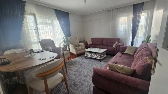 Etimesgut Merkez'de 85m2 2+1 Kiracılı Makul Daire 2