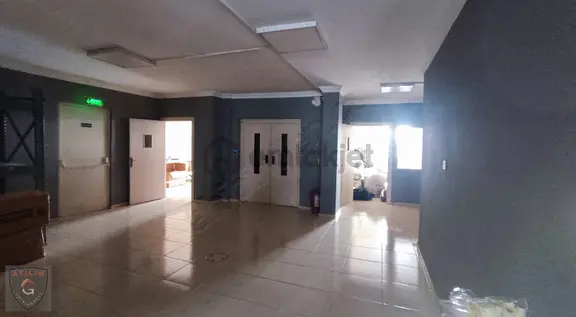 Kiralık 2.600m2 Merkezi Konumda Reklam Değeri Olan 7 Kat İşyeri 2