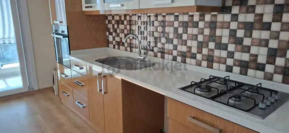 Postacılar Mahallesınde Bakımlı 3+1 Kıralık Daıre 2