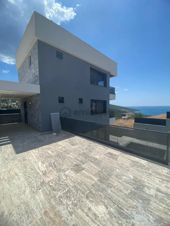 Didim Akbük'te Full Deniz Manzaralı Lüks 4+1 Villa 2