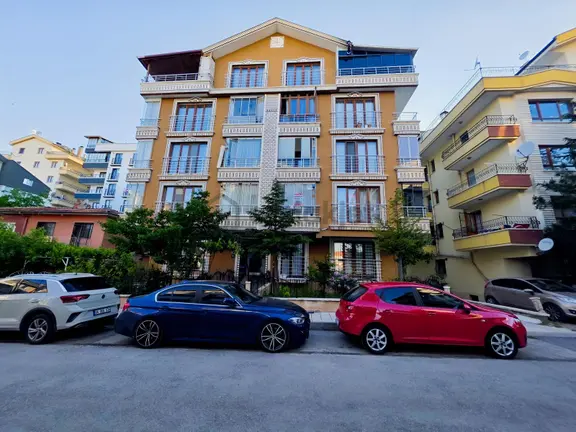 Etlik Şehir Has. Yakın Yeni Binada Katta 3+1 Full Yapılı Asansör 1