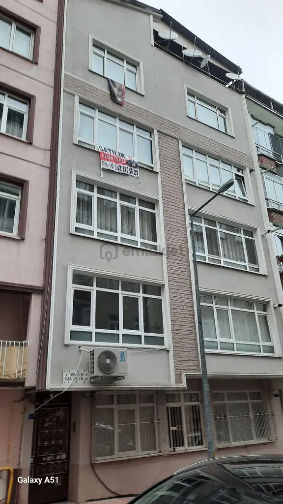 İlkadım Rasathane De Fırsat Fıyata 3+1 Satılık Daire 1