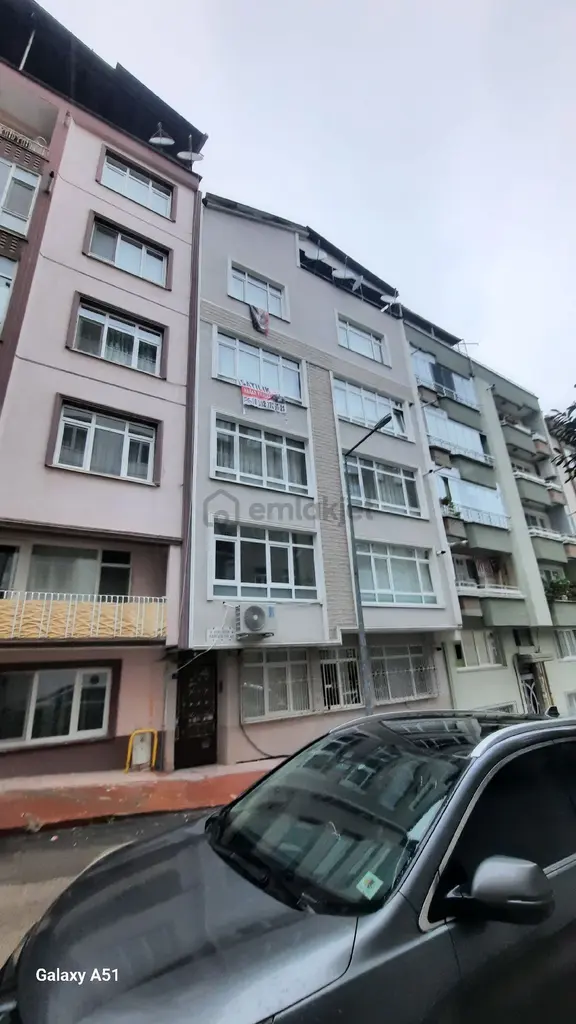 İlkadım Rasathane De Fırsat Fıyata 3+1 Satılık Daire 2