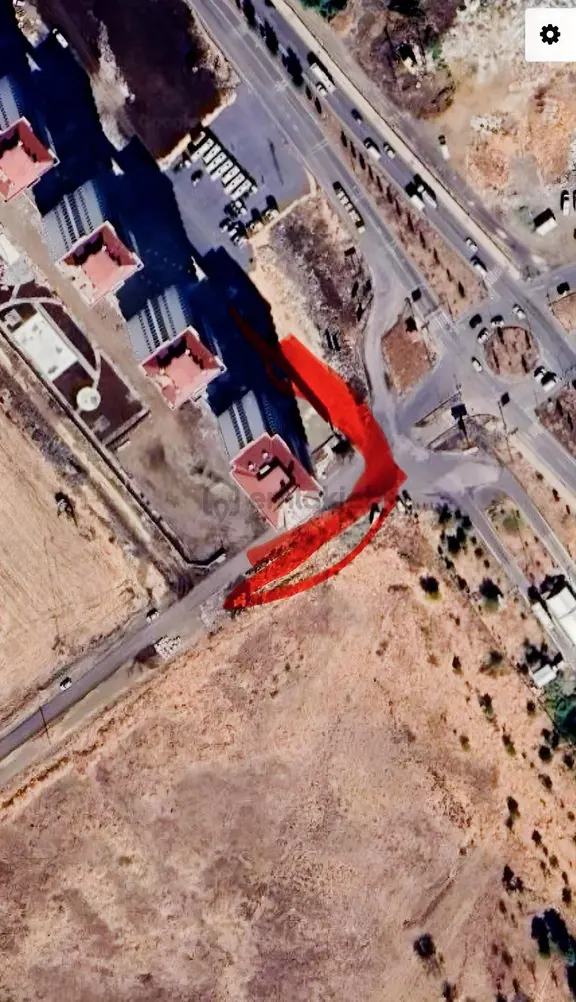 New Gayrımenkul'elazığ Yoluna Sıfır 850 Metre² Kiralık Dükkan 2
