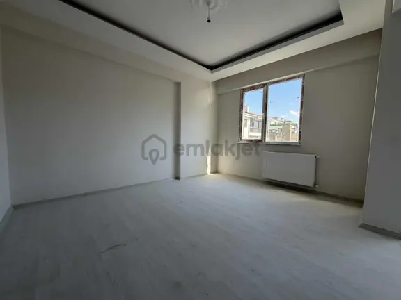 *yiğit Emlak Armutlu'dan*iskeleye Çok Yakın*kiralık 1+1 2