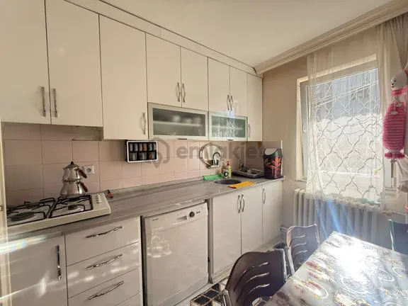 Mimar Sinanda Satılık 2+1 Düz Giriş Bakımlı Daire 2