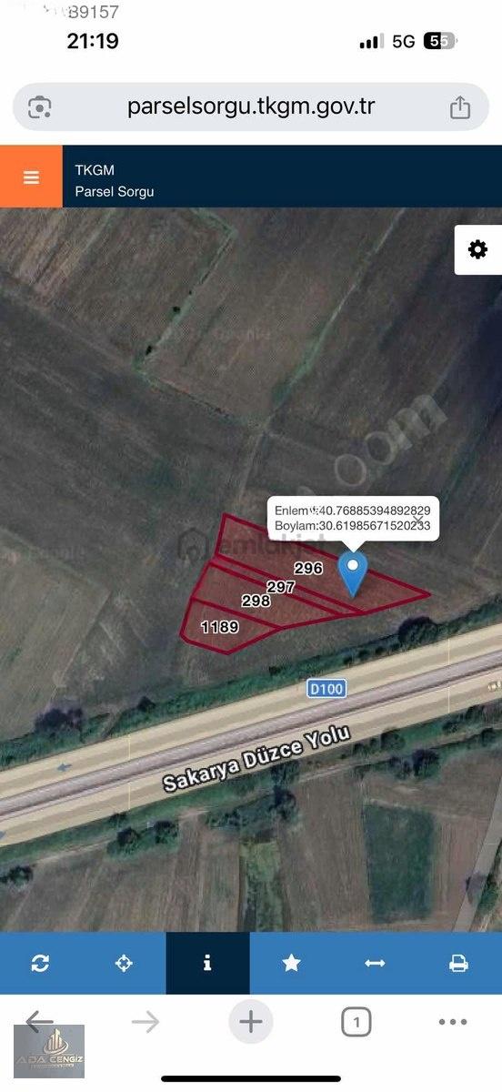 Akyazı Osmanbey Köyünde 260 M2 E -5 Yolu Üzeri Tarla