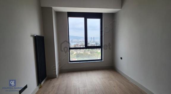 Aylin Berent'ten Evora İzmir'de Deniz Manzaralı Satılık Daire 2