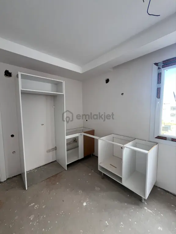 Erdemli Limonlu Da Denize 150 Mt Acil Satılık Kupon Daire 1