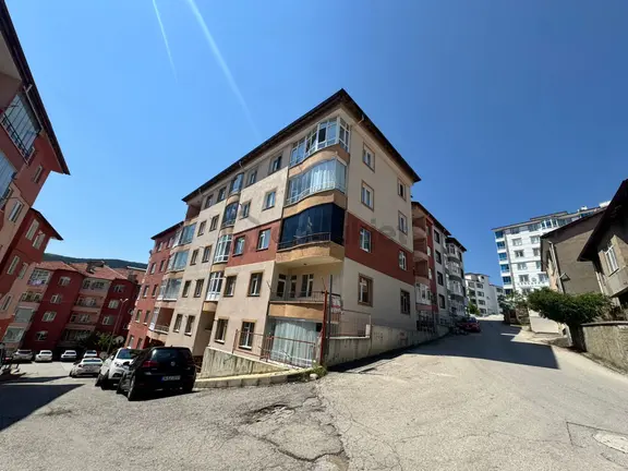 Merkez De 3+1 Kiralık Daire İsteyenlere***burcu Emlaktan*** 1