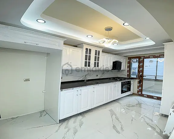 Sıfır İnşaat ! Yüksek Kredi İmkanı İle ! Metrobüse Yakın 2+1 Arakat Daire 1