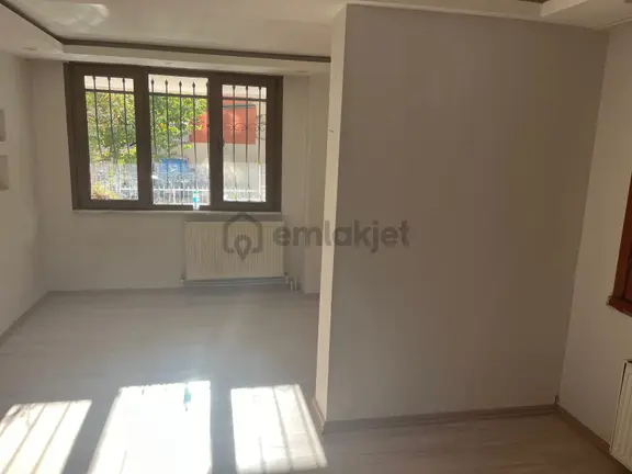 Maltepe Metroya Merkeze Yürüme Mesafesinde Krediye Uygun Masrafsız Daire 2