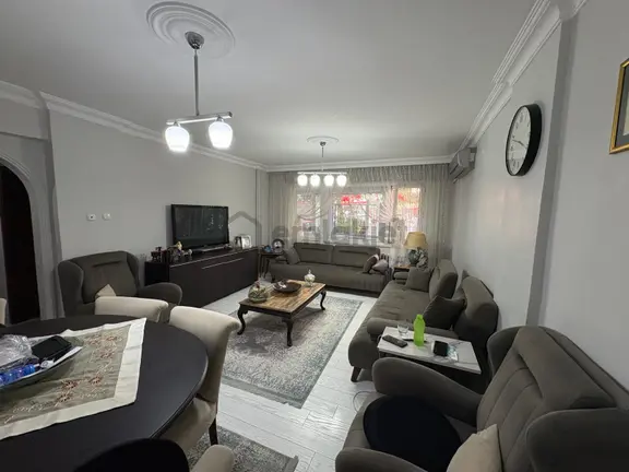 Maltepe Altayçeşme'de Site İçerisin'de Oldukça Kullanışlı 3+1 2