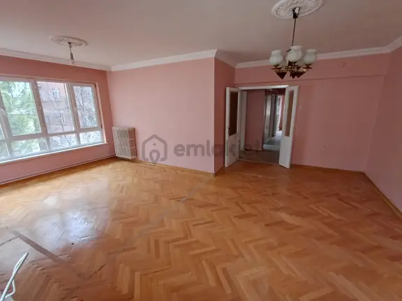 Aşağı Ayrancı Üst Kuzgunda 3.katta 125 M2 3+1 Satılık Boş Daire 2