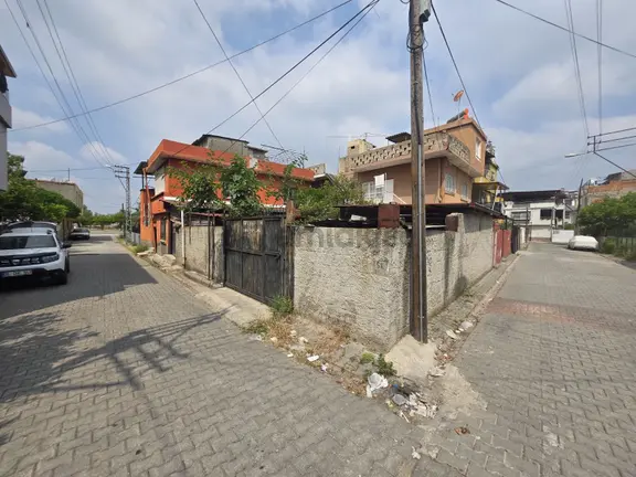 Vesile'den Gitti Gidiyor Cadde Yanı 2 Katlı Müstakil 2