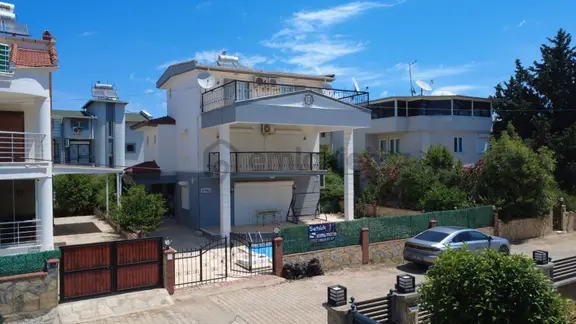 Didim Yeşilkent'te Müstakil Havuzlu, Full Eşyalı Satılık Villa 1