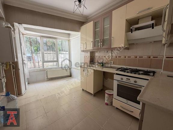 30 Ağustos Mahallesi Giriş Kat Bahçe Kullanımlı 2+1+kiler 1
