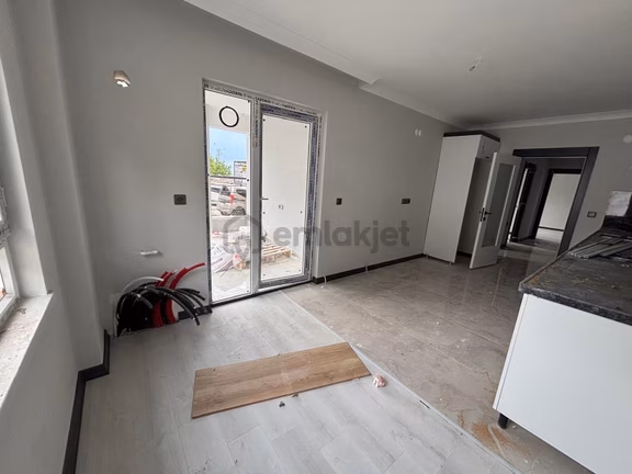 Yılmazer'den F.çelik 4.cadde Mevki Kök Tapu Sıfır Teras Balkonlu 2