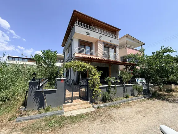 ▀yetki Jet'ten▀güre'de Muhteşem Konumda Denize 100mt 5+1 Triplex 1