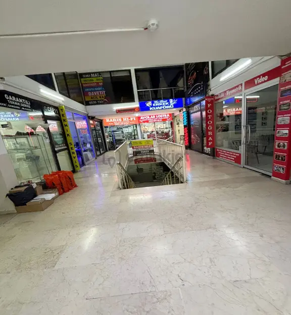 Müslüm Emlaktan Merkez Marmara Cad.yatırımlık Satılık Dükkan 2