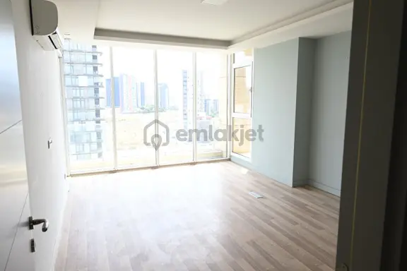 Üstünkent'ten Prestijin Simgesi Ekinci Boyut 34'de 3+1 Şık Ofis 2