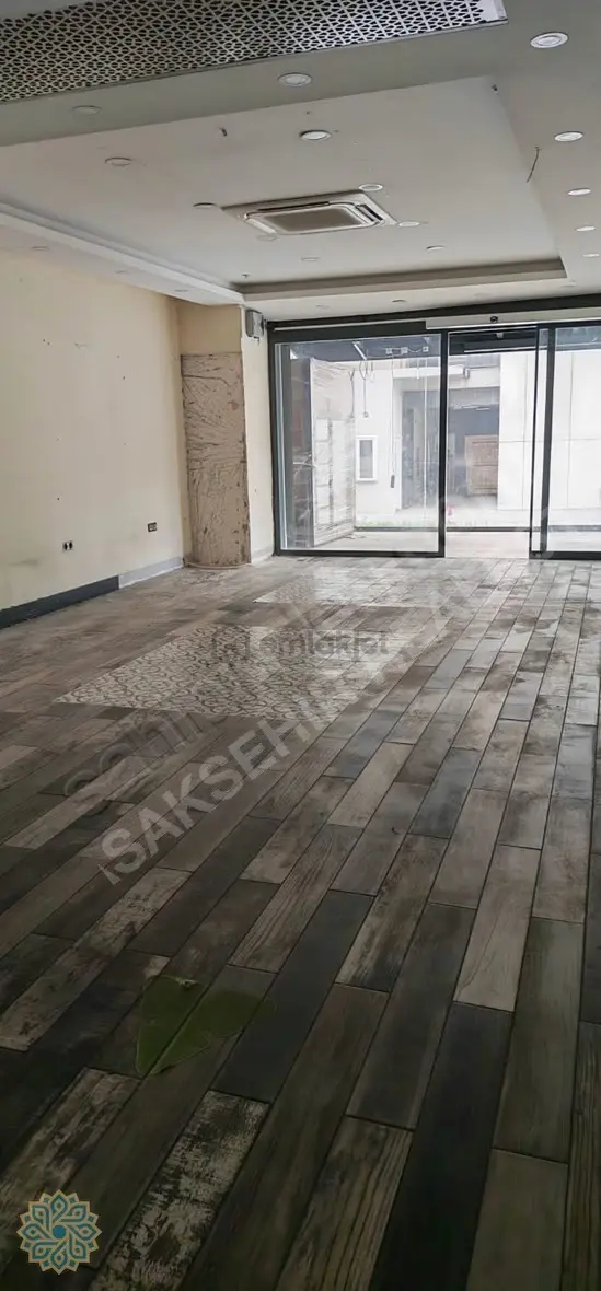 Acil İkitelli Osb İmsan'da 140m Kiralık Boş Dükkan 2