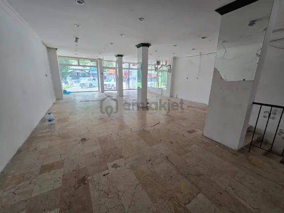 Keçiören Kuşcağızda 500m2 Cadde Üzerinde Kiralık Dükkkan 1