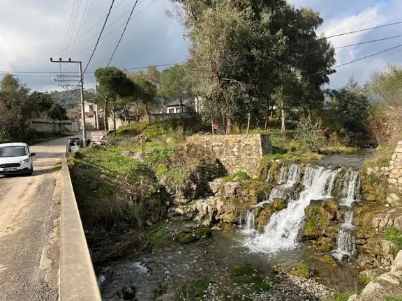Acarlar Emlaktan Ocaklı 'da 716 M2 Villa İmarlı Satılık Arsa 1