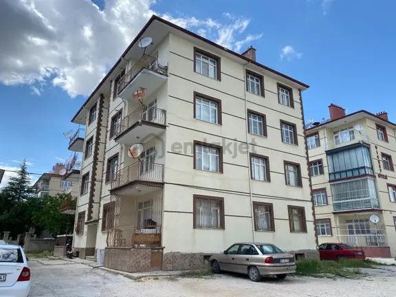 Hocacihanda Satılık 3+1 Arakat Daire 1