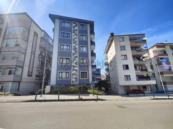 2 Nolu Beşirli De Okulların Yanı Merkezi Konum 2+1 Kiralık Daire 1