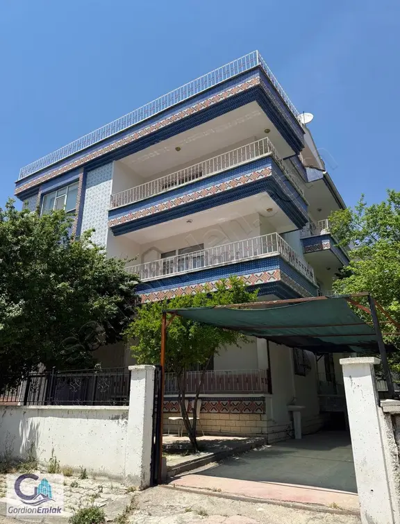 Gordion Emlak'tan Şehitlik Mahallesi Yapılı 3+1 Masrafsız 1