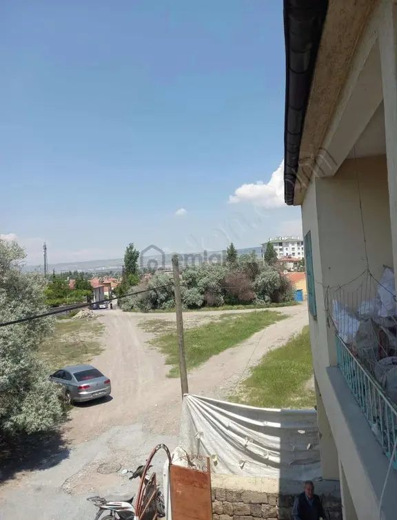 Argıncık Kayabaşı Mah. İki Katlı 250m2 Arsalı 2