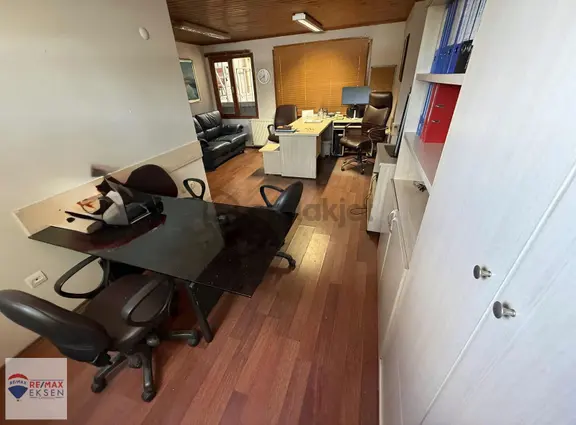 Dudullu Osb Des Sanayi Sitesi 365 M2 Vinçli Kiralık Dükkan 2
