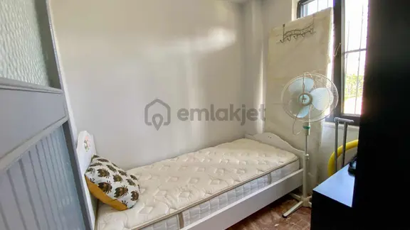 Ayvalık Sahil Kent Mevkiinde 380m2 Arsa İçinde 4+1 Satılık Villa 2
