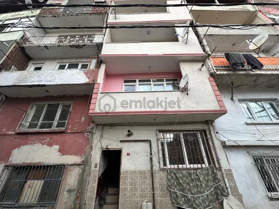 Tuncay'dan Şişli'de Trump Avm'ye 15 Dk Mesafede 1+1 Giriş Kat 1