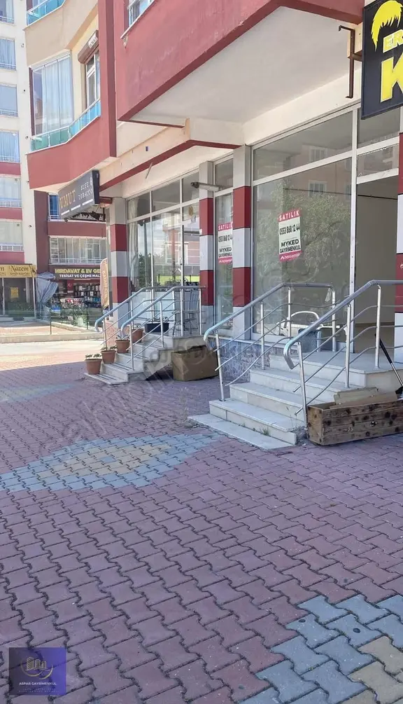 Farabi Hastanesi Yakını Satılık 40 M2 Boş Dükkan 2