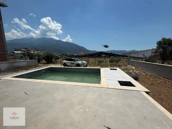 Fethiye Çamköy Mahallesinde Müstakil Tapulu İkiz Villa Fırsatı! 1