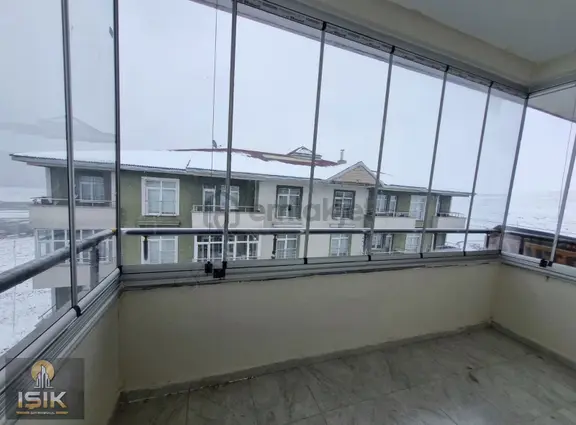 Işık Gayrimenkul'den Hilalkent'te Kiralık 3+1 Daire 2