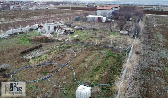 Karahüyük Mah 2500 Mt Tapulu Bahçe 1
