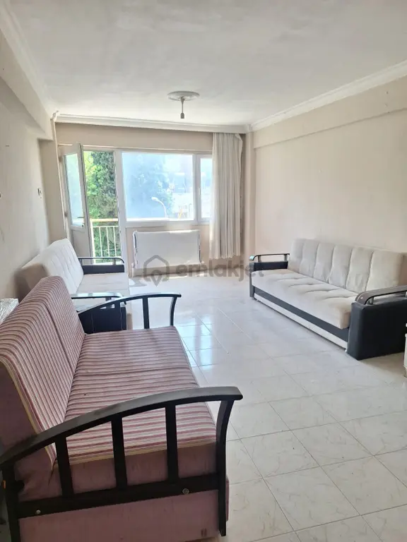 Buca Hasanağa Bahçesi Yakını Adatepe Mah.de 2+1 95m2 D.gazlı Kiralık Daire 1